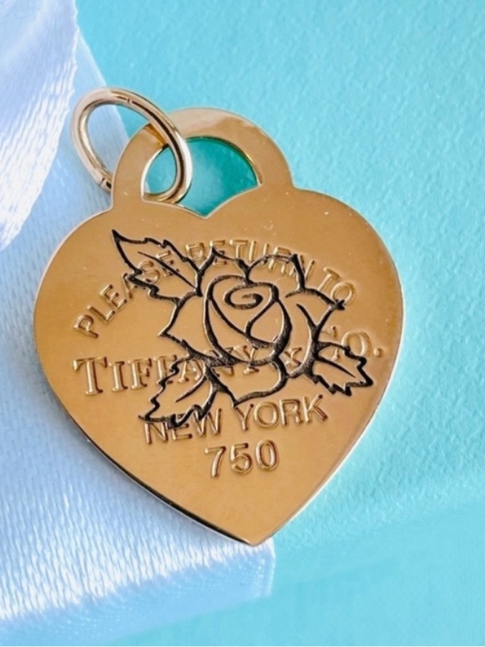 Tiffany & Co. Large 18K Gold Etched Rose RTT Heart Tag Charm
